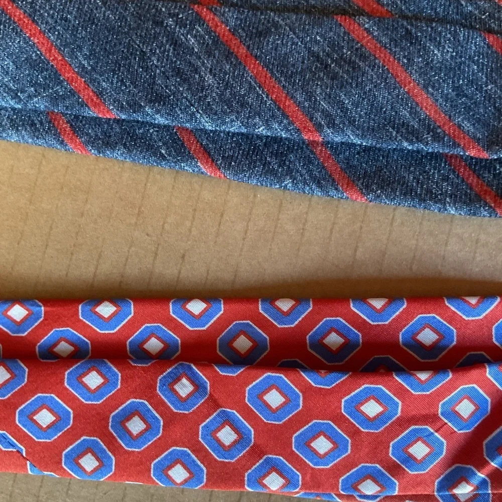 Stylish Patterned Ties in‎ Red and Blue